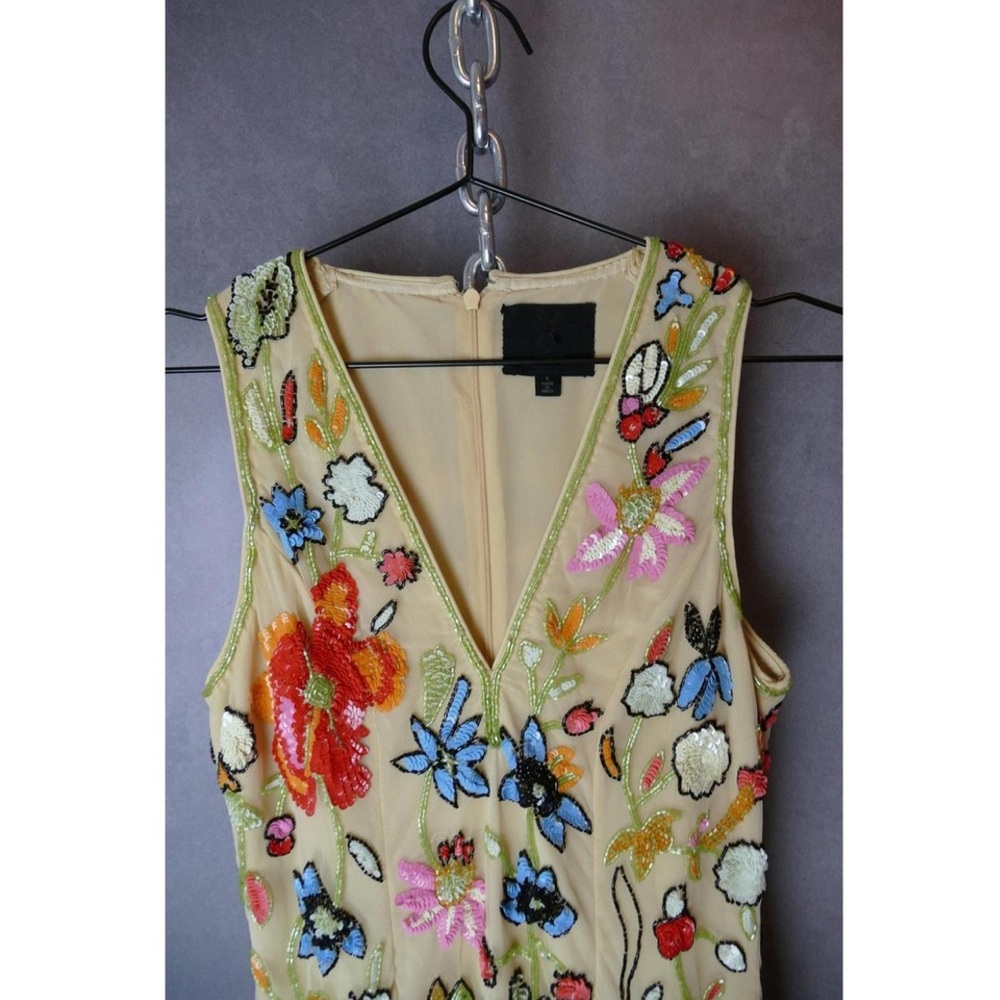 Embellished Sequin Floral Mini Dress - Picture 8 of 9
